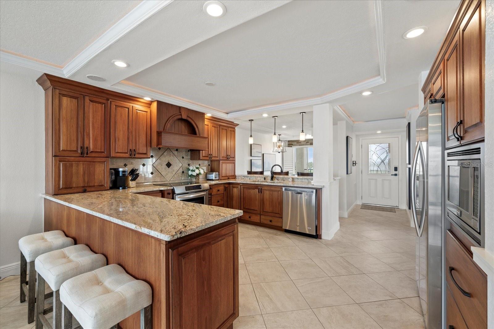 Image 16 of 55 For 4550 Bay Boulevard 1231