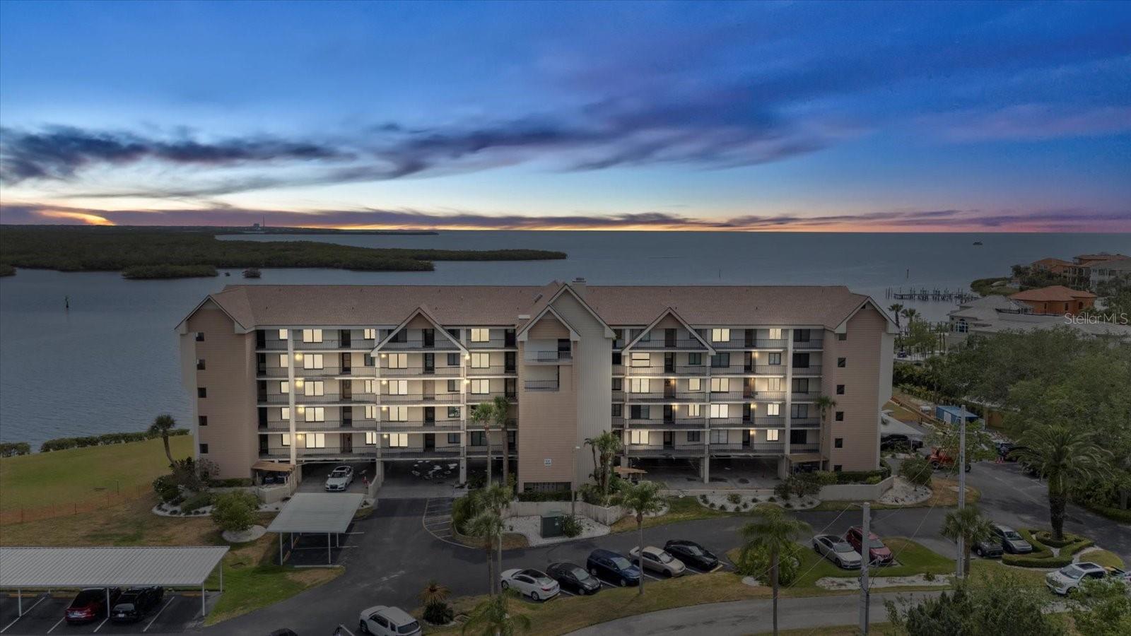 Image 17 of 55 For 4550 Bay Boulevard 1231