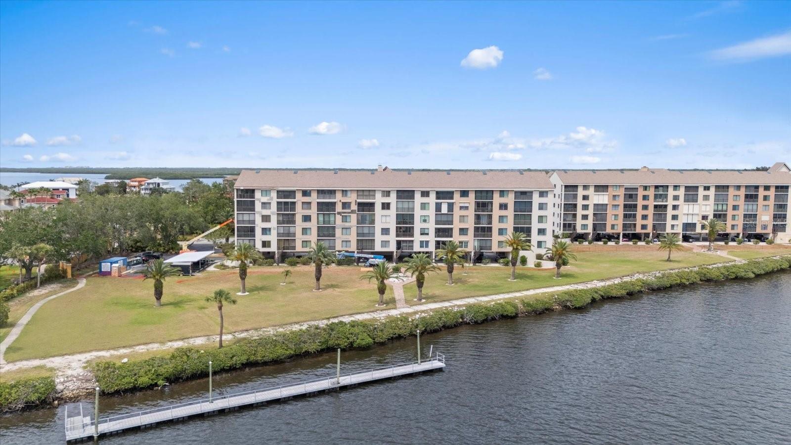 Image 19 of 55 For 4550 Bay Boulevard 1231