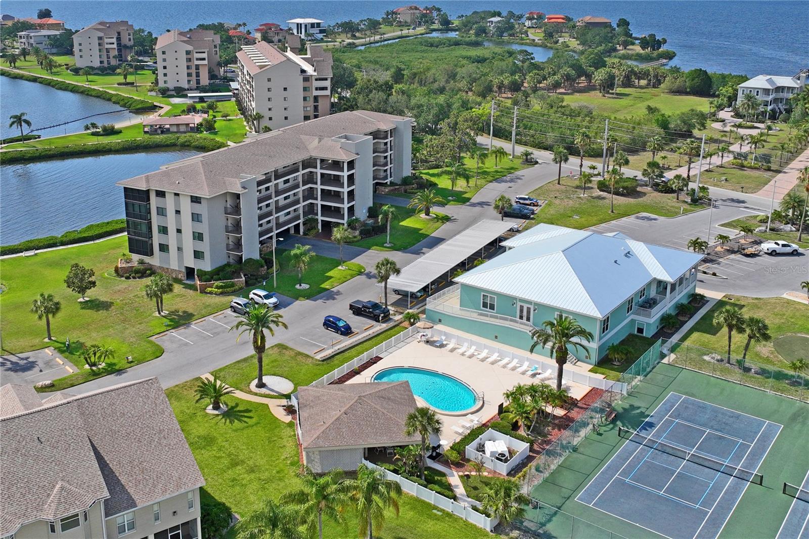 Image 51 of 55 For 4550 Bay Boulevard 1231