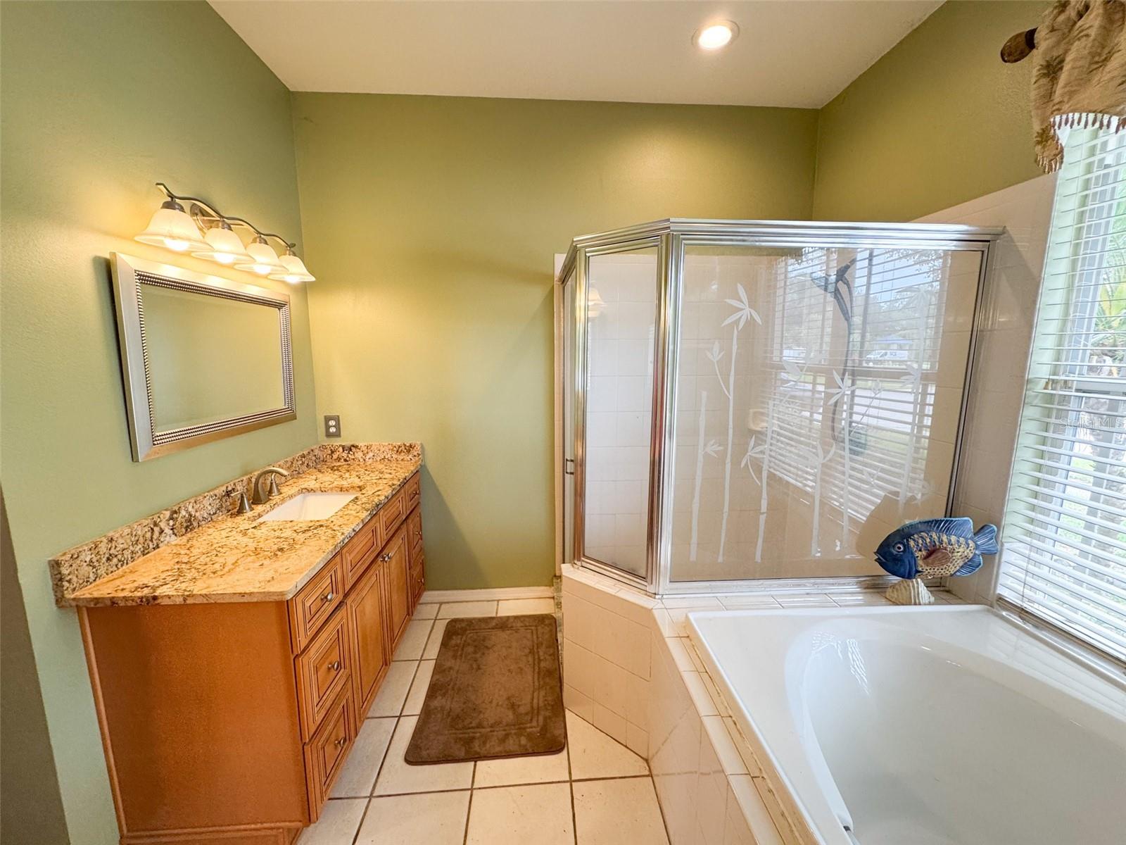 Image 40 of 58 For 1121 Riveredge Drive