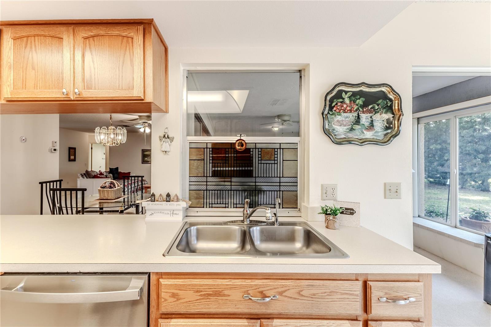 Listing photo id 17 for 6172 Prestwick Court