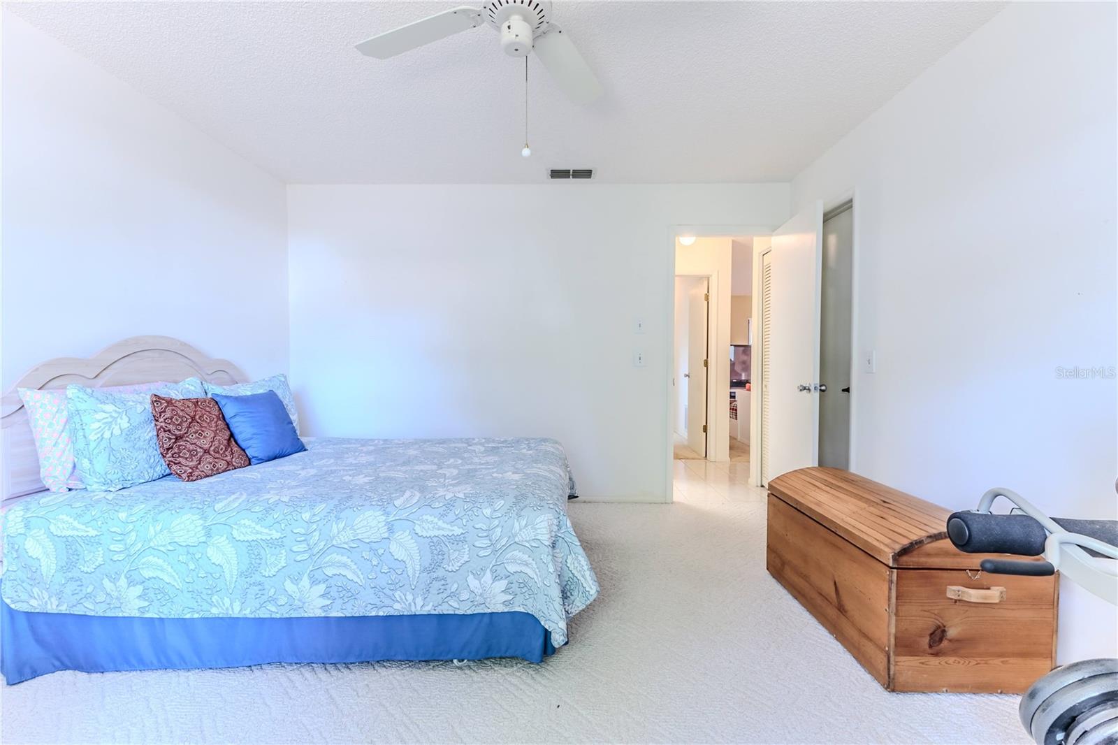 Listing photo id 26 for 6172 Prestwick Court