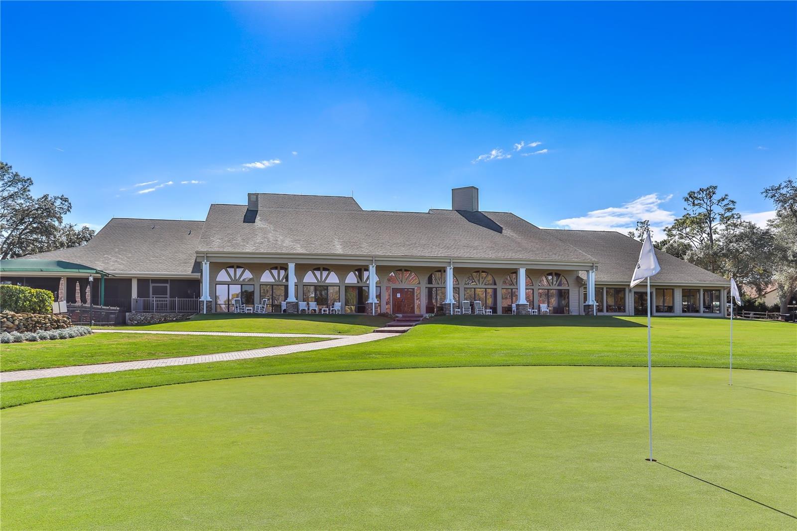 Listing photo id 41 for 6172 Prestwick Court