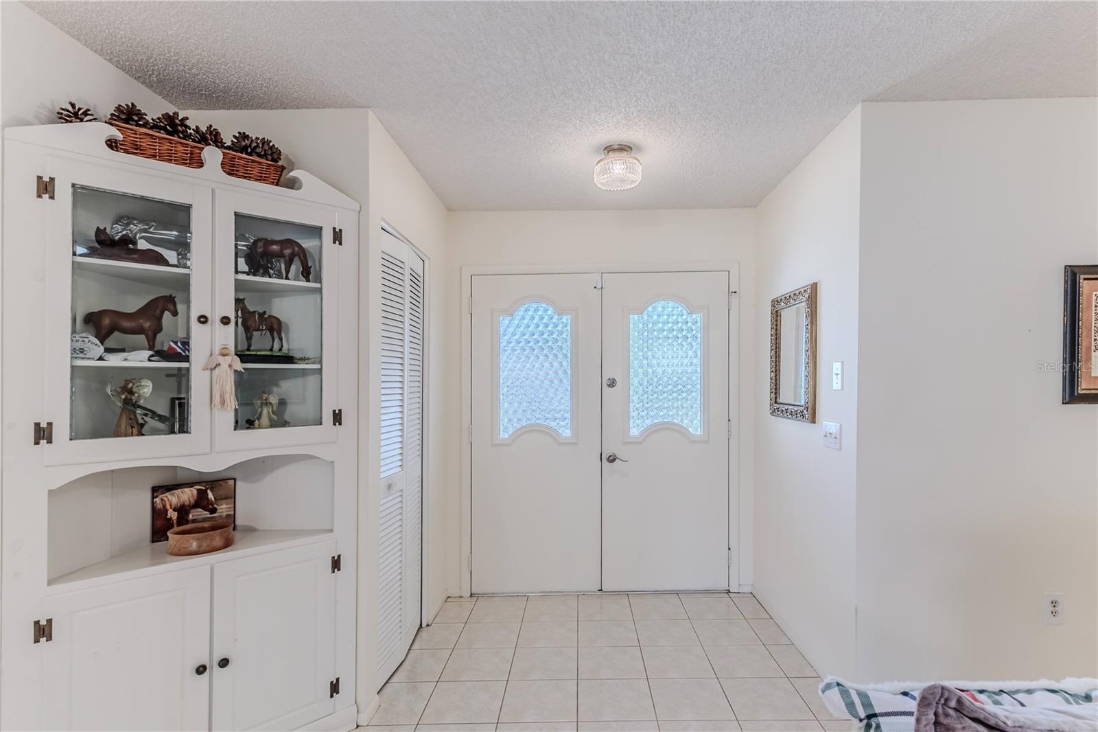 Listing photo id 5 for 6172 Prestwick Court