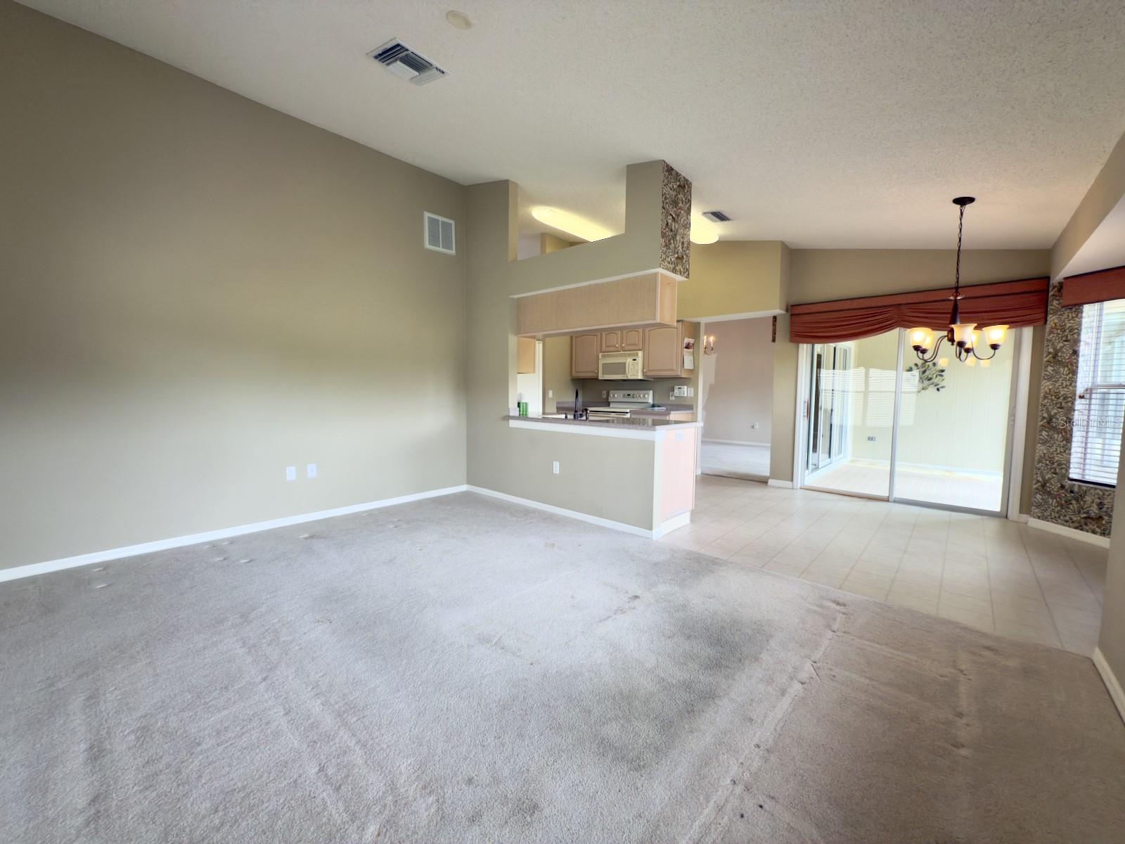 Image 17 of 62 For 18418 Bent Pine Drive