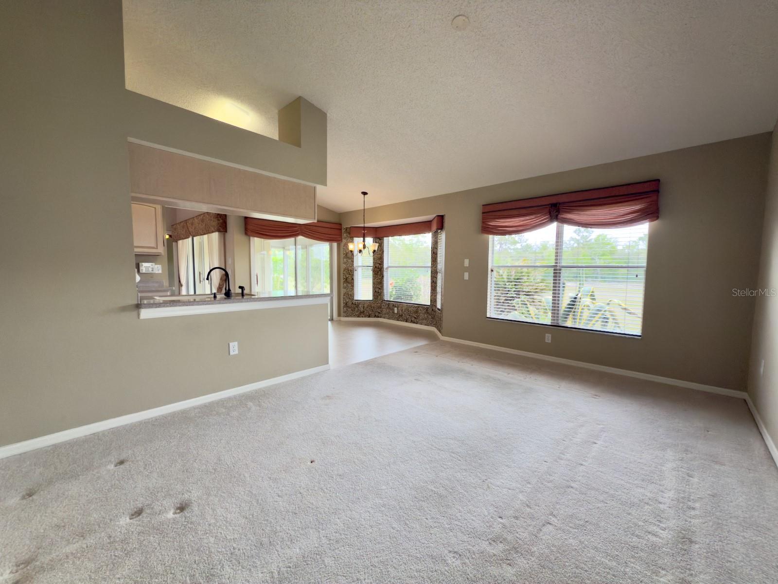 Image 18 of 62 For 18418 Bent Pine Drive