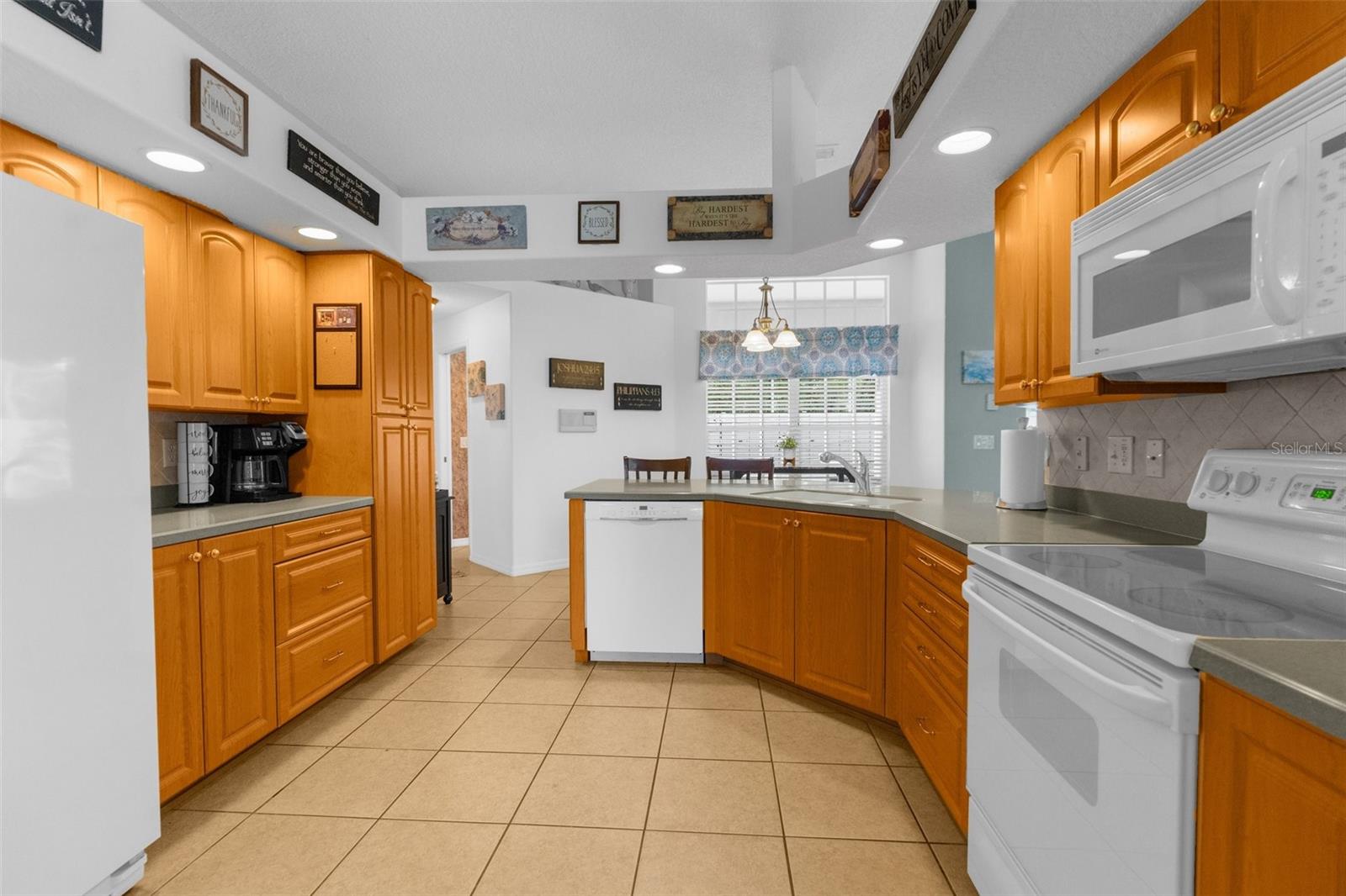 Image 7 of 23 For 11443 Marsh Creek Court
