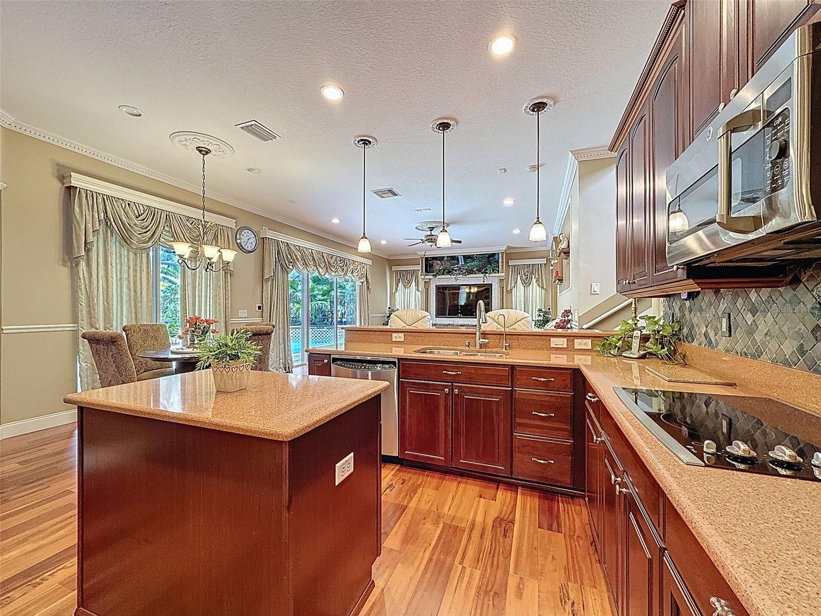 Image 13 of 70 For 9124 Topneck St