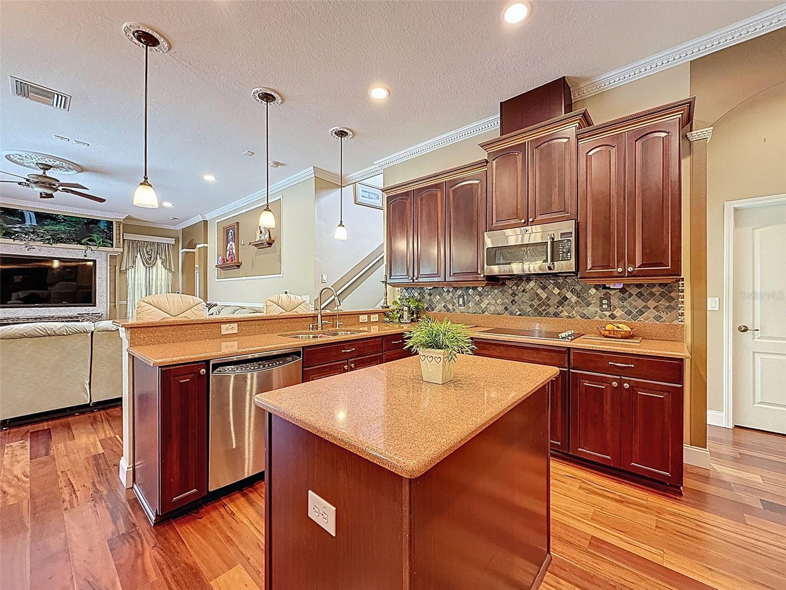 Image 15 of 70 For 9124 Topneck St