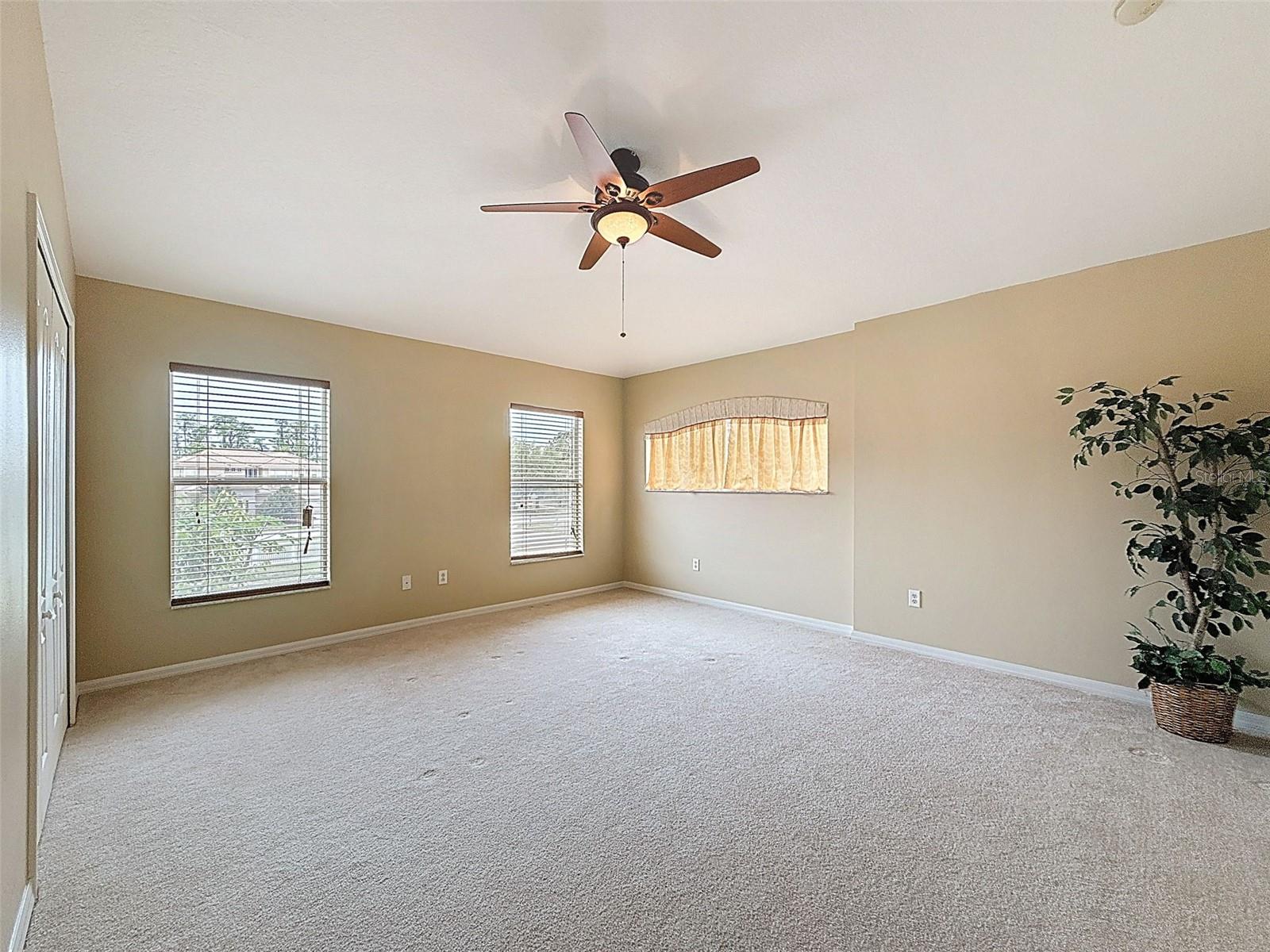 Image 40 of 70 For 9124 Topneck St