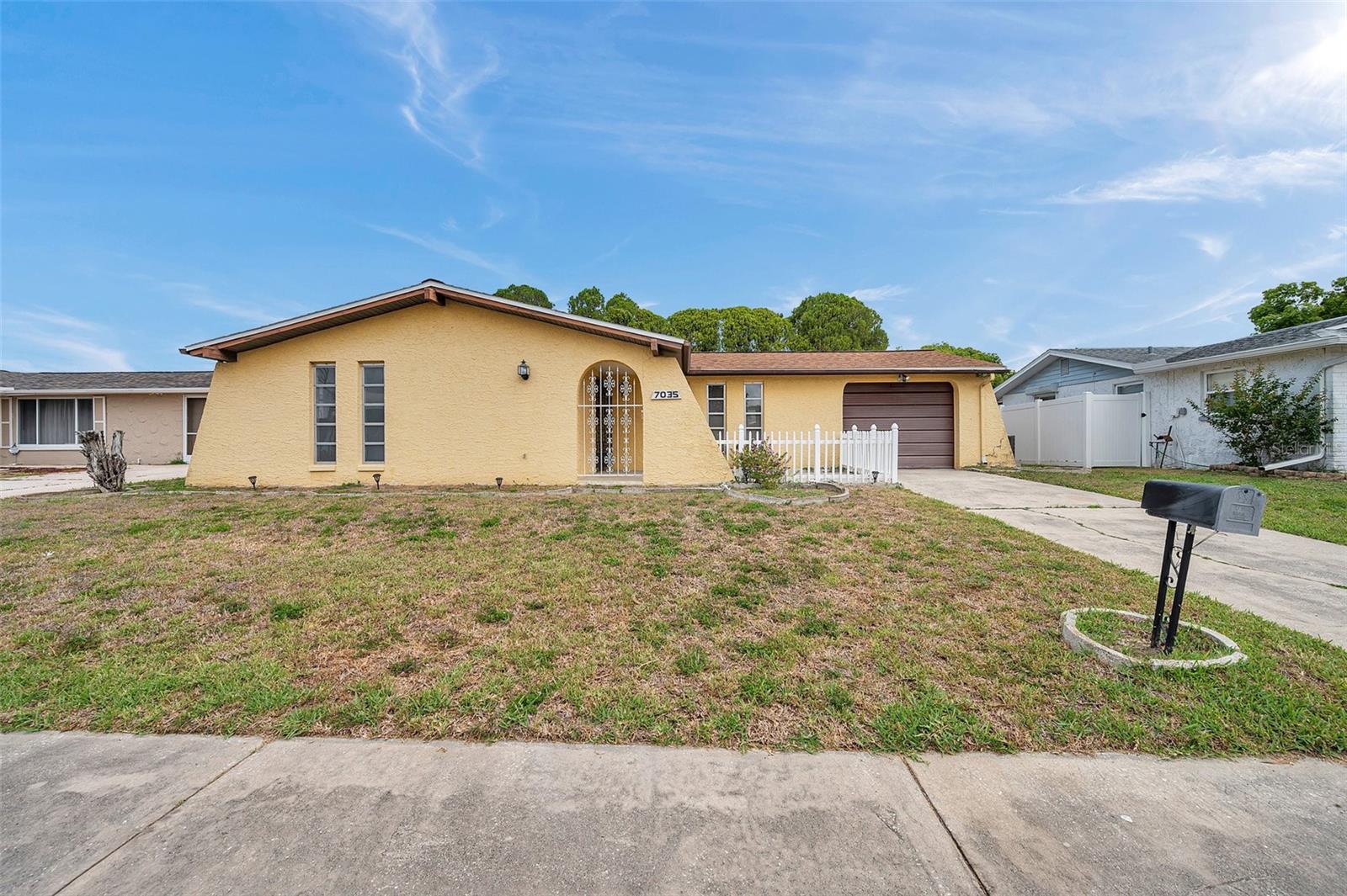 Image 2 of 65 For 7035 Cutty Sark Drive