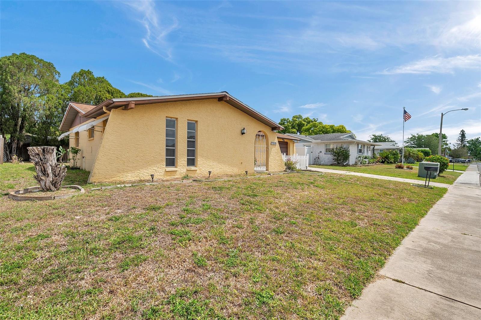 Image 3 of 65 For 7035 Cutty Sark Drive