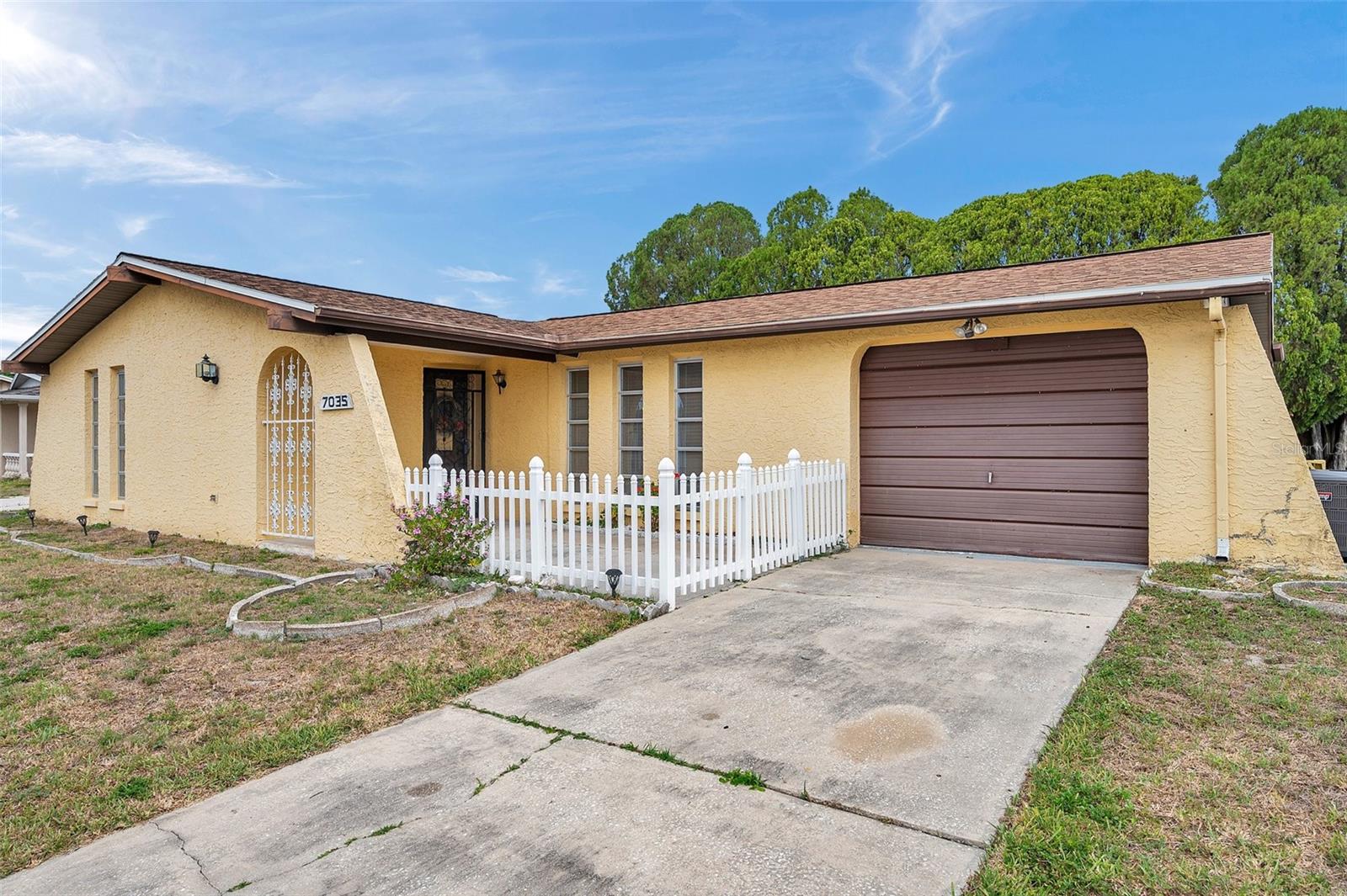 Image 5 of 65 For 7035 Cutty Sark Drive