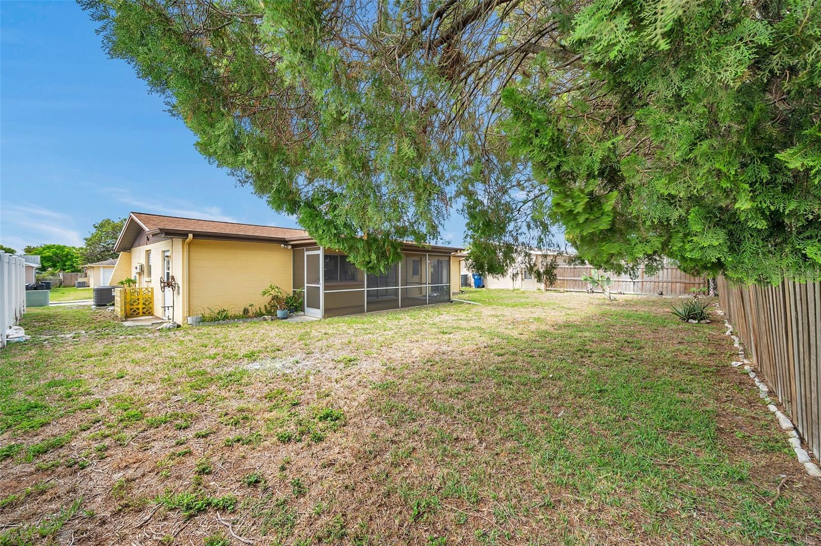 Image 50 of 65 For 7035 Cutty Sark Drive