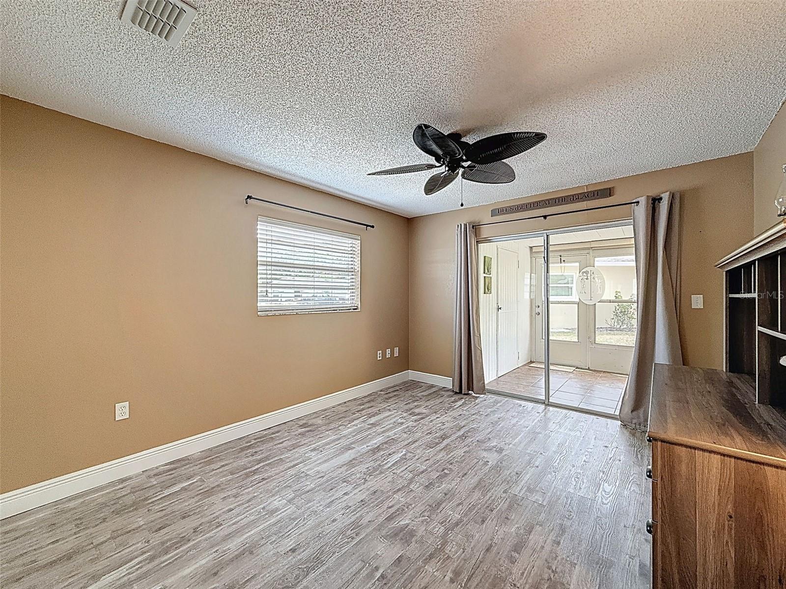 Image 21 of 42 For 11601 Bayonet Lane 163a2