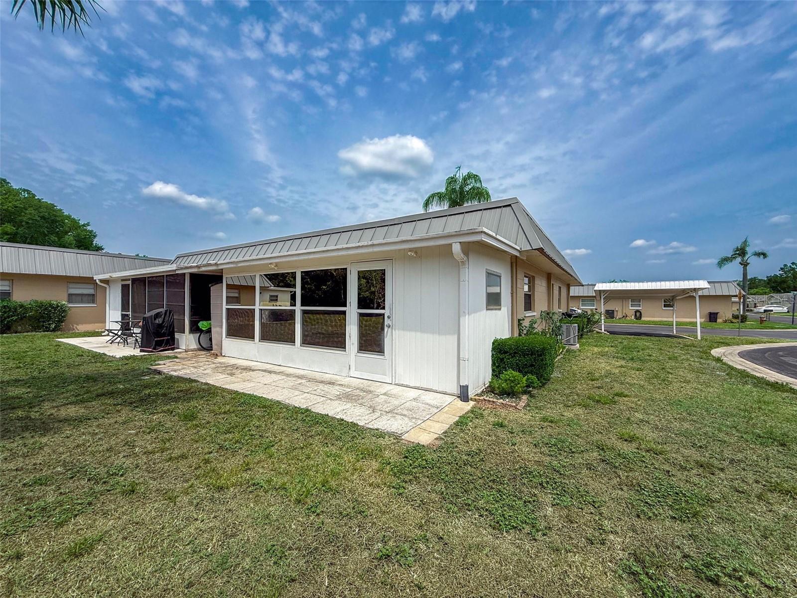 Listing photo id 42 for 11601 Bayonet Lane 163a2