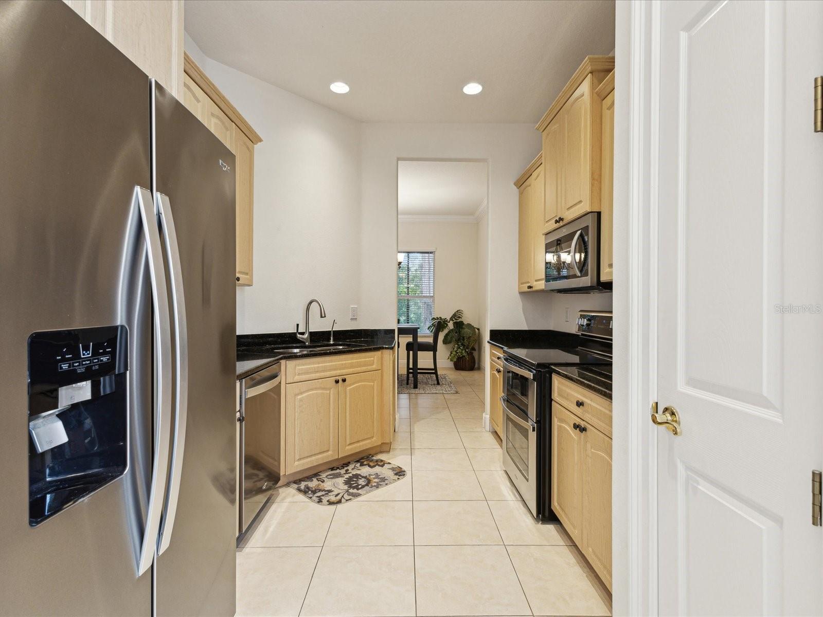 Image 20 of 82 For 10187 Holly Berry Drive