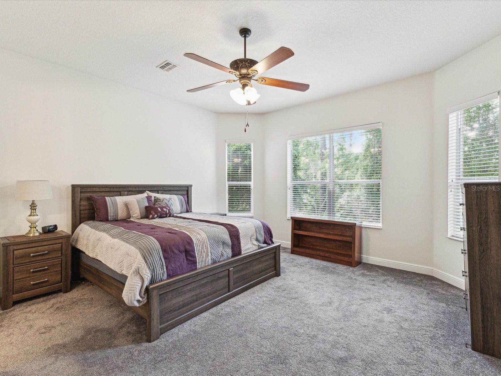 Image 27 of 82 For 10187 Holly Berry Drive