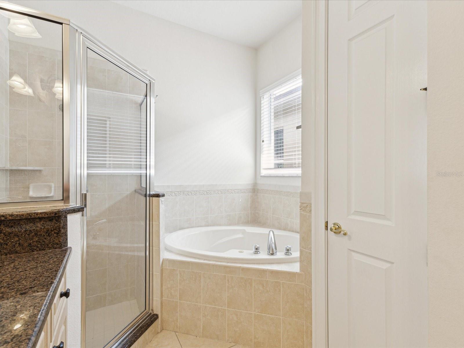 Image 32 of 82 For 10187 Holly Berry Drive
