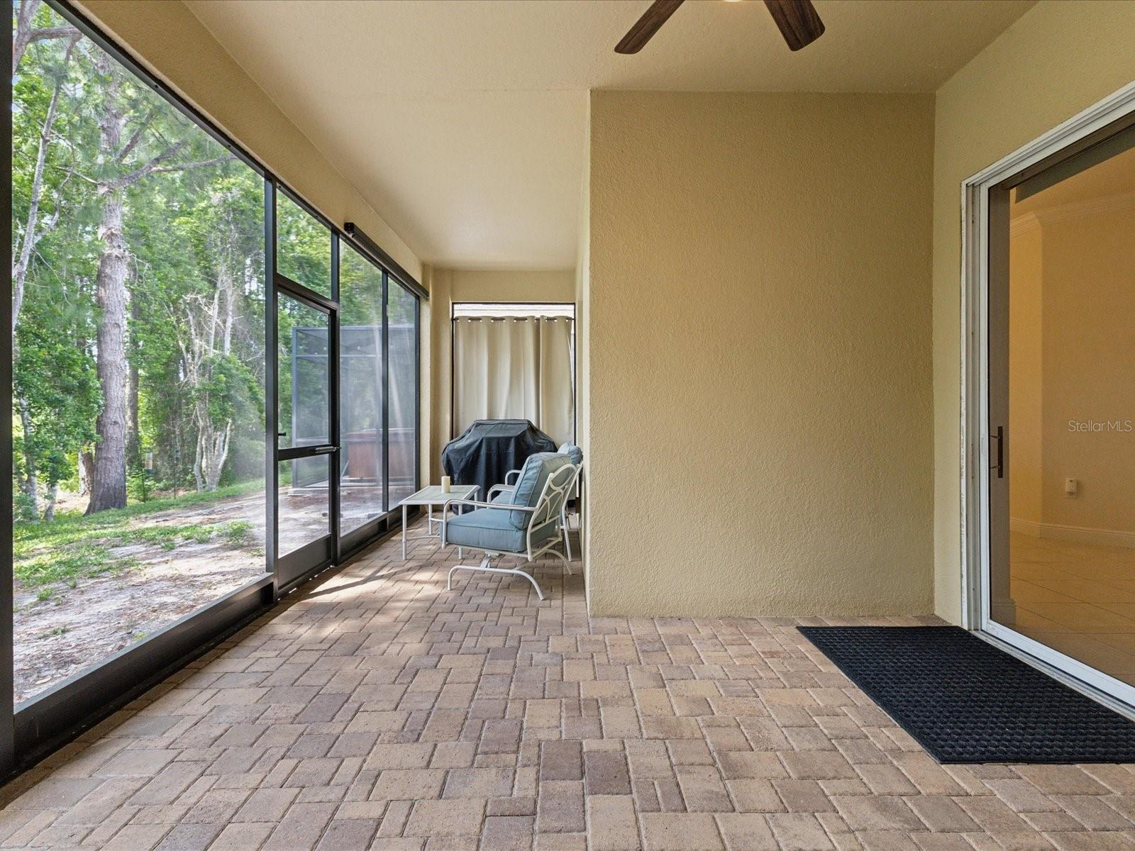 Image 33 of 82 For 10187 Holly Berry Drive