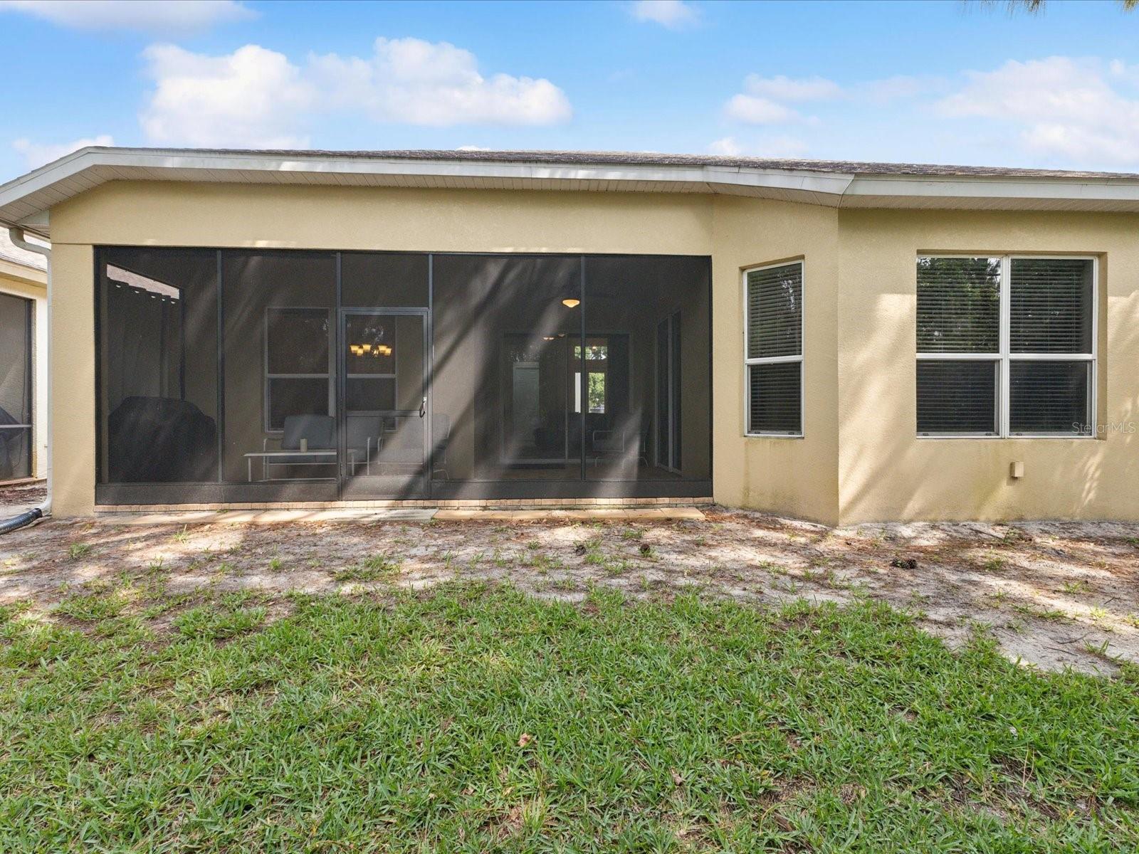 Image 37 of 82 For 10187 Holly Berry Drive