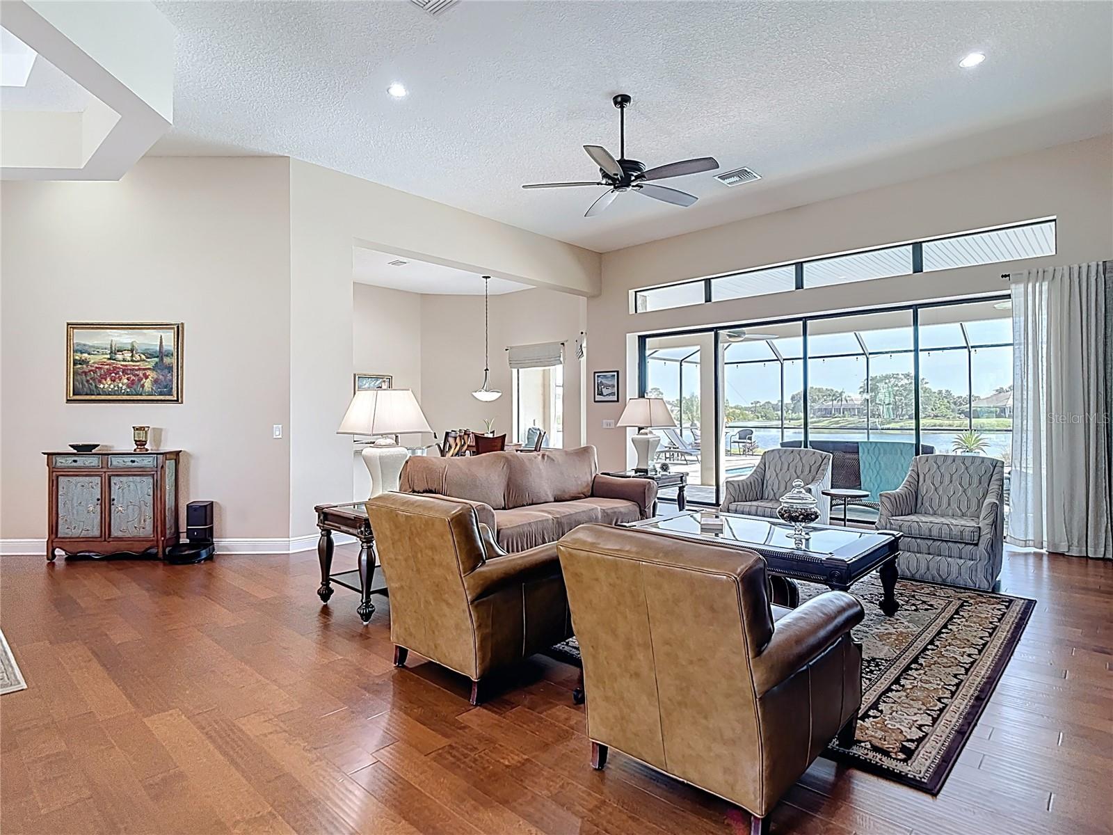 Image 18 of 84 For 9125 Palm Beach Drive