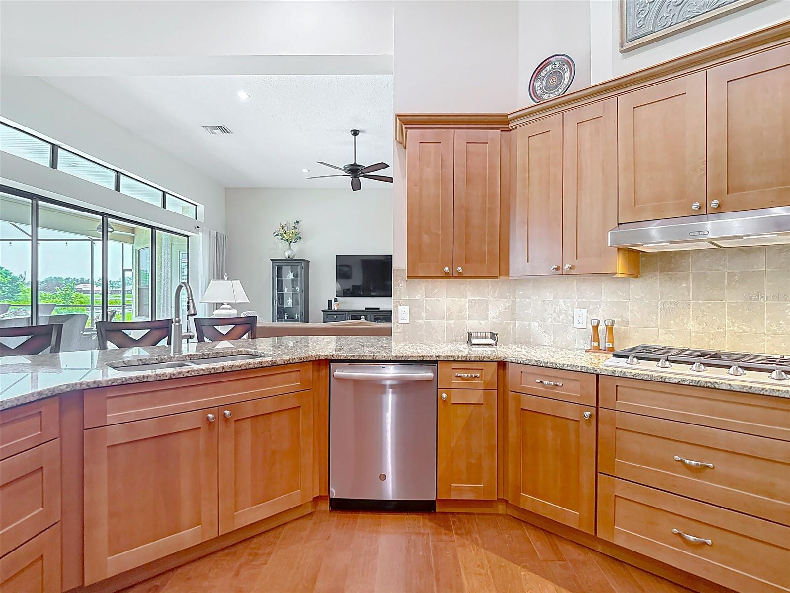 Image 30 of 84 For 9125 Palm Beach Drive
