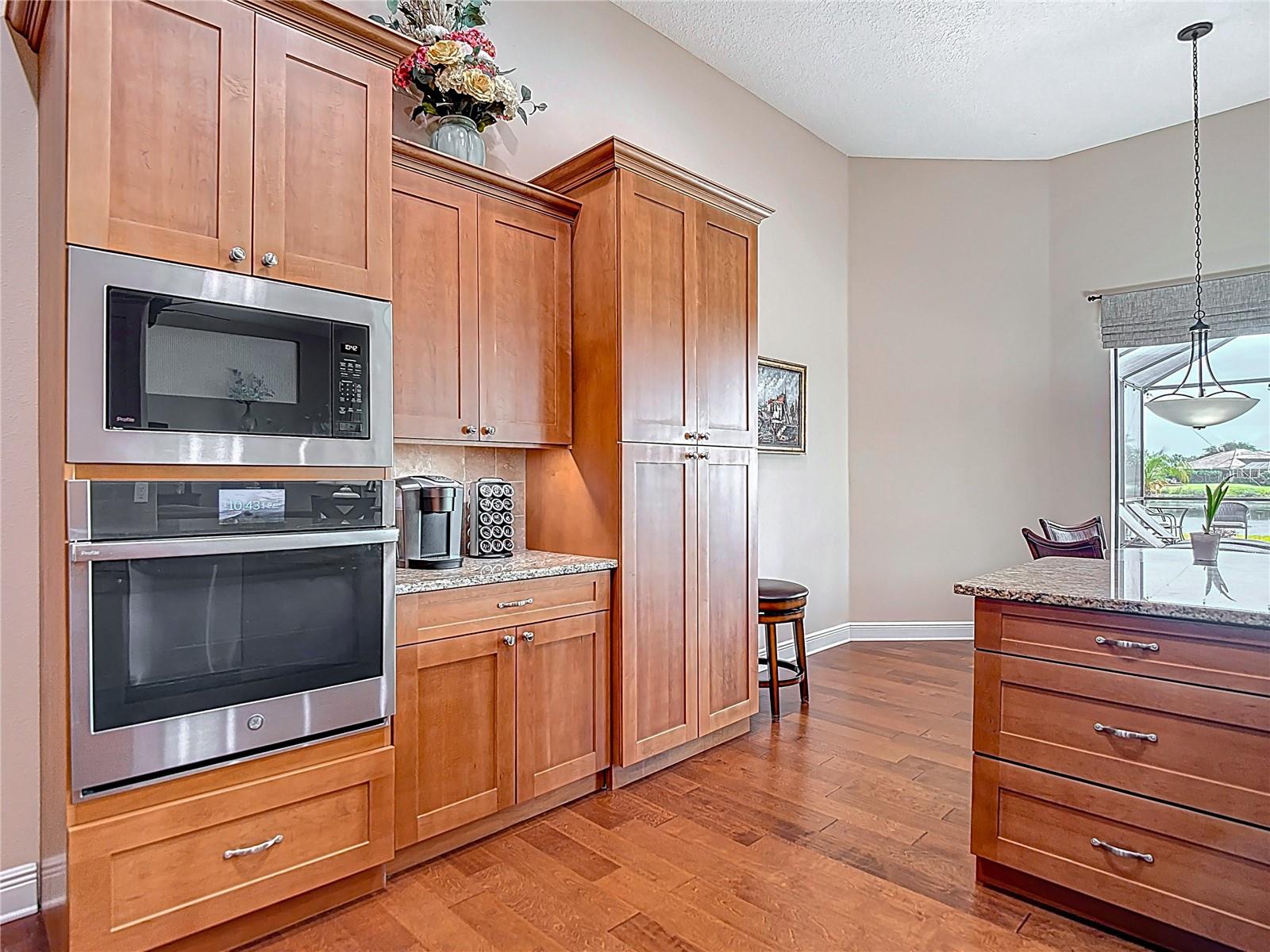 Image 32 of 84 For 9125 Palm Beach Drive
