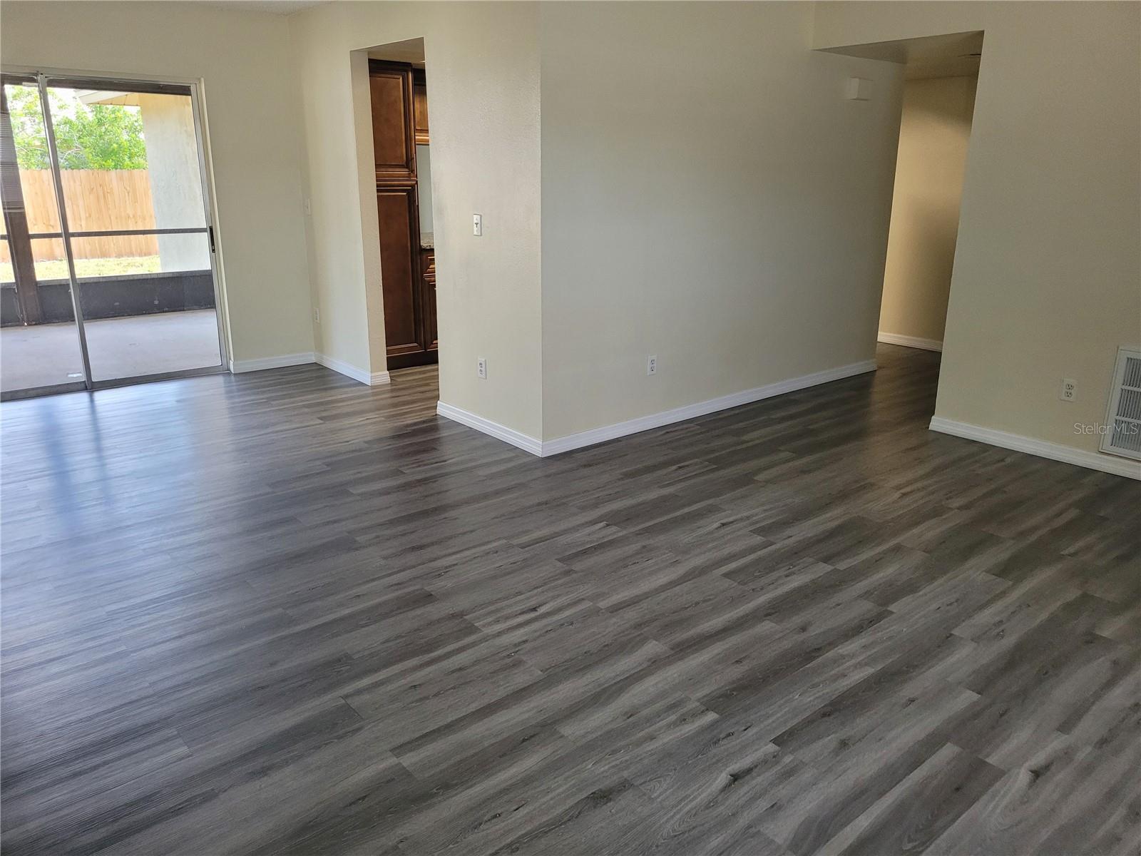 Image 3 of 15 For 2665 Wildwood Lane