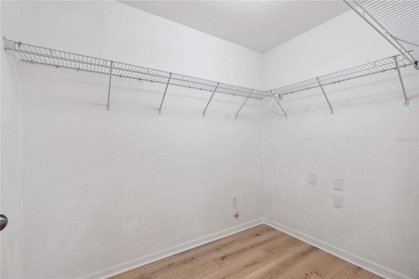 Image 11 of 28 For 18710 Dobson Drive