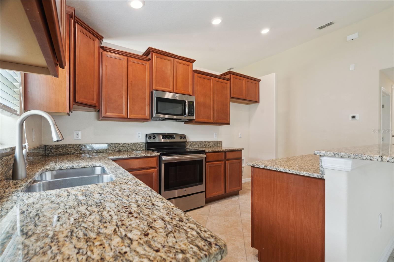 Image 14 of 28 For 18710 Dobson Drive