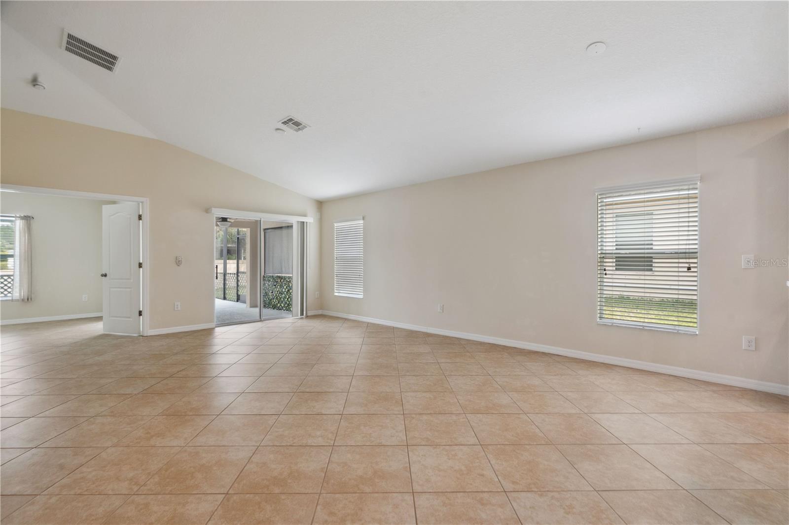 Image 18 of 28 For 18710 Dobson Drive