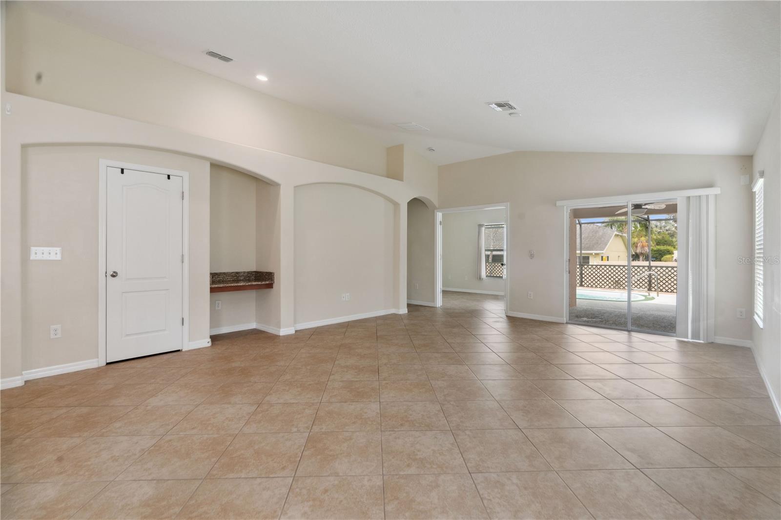 Image 19 of 28 For 18710 Dobson Drive