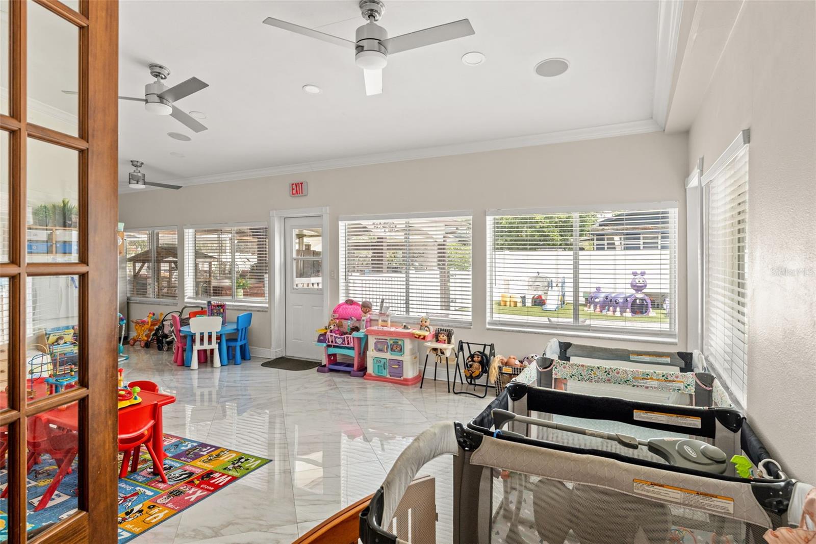 Image 21 of 66 For 713 715 Fribley Street