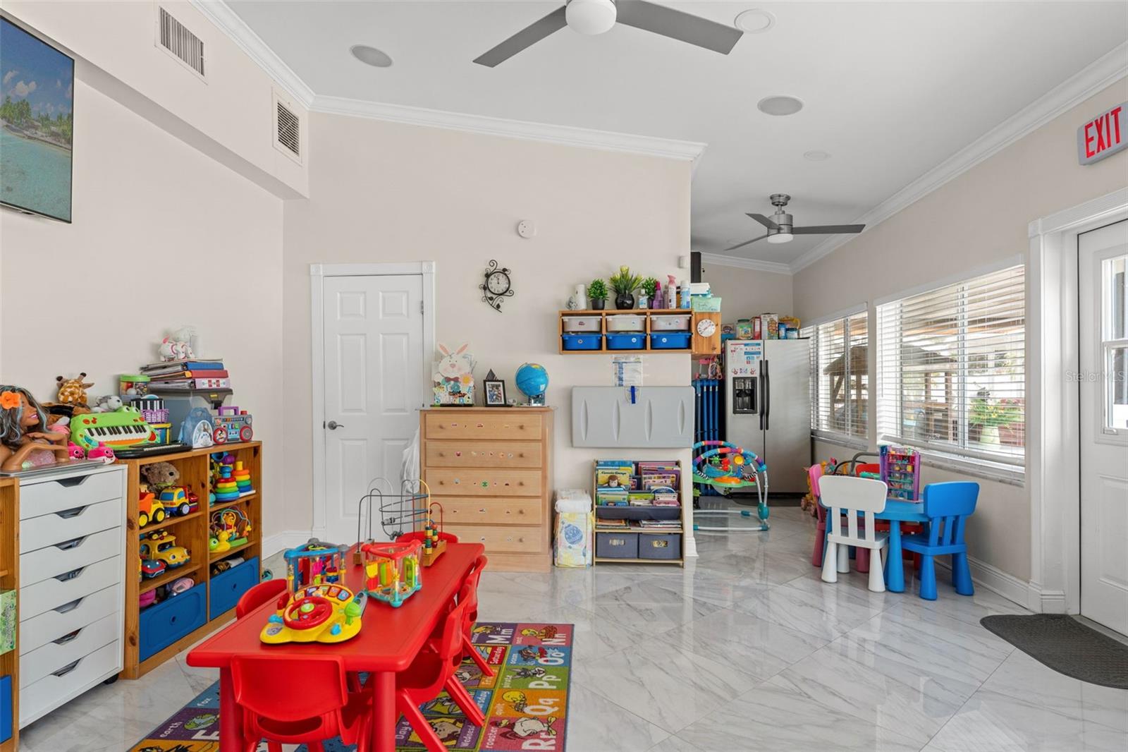 Image 23 of 66 For 713 715 Fribley Street