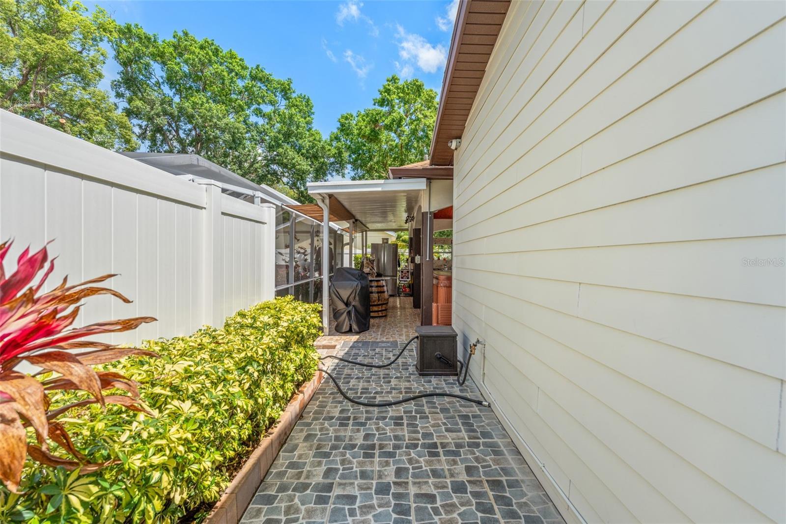 Image 39 of 66 For 713 715 Fribley Street
