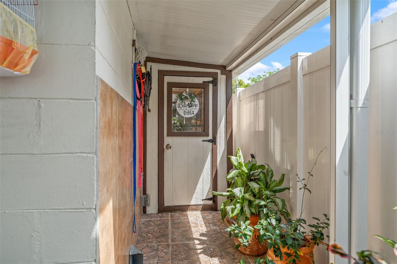 Image 42 of 66 For 713 715 Fribley Street