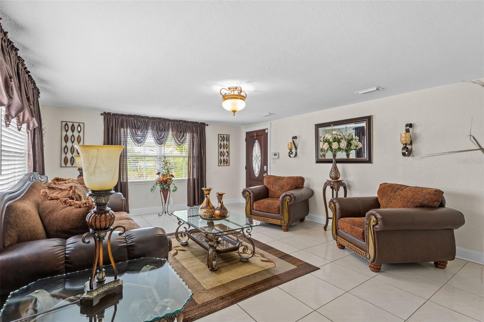 Image 8 of 66 For 713 715 Fribley Street