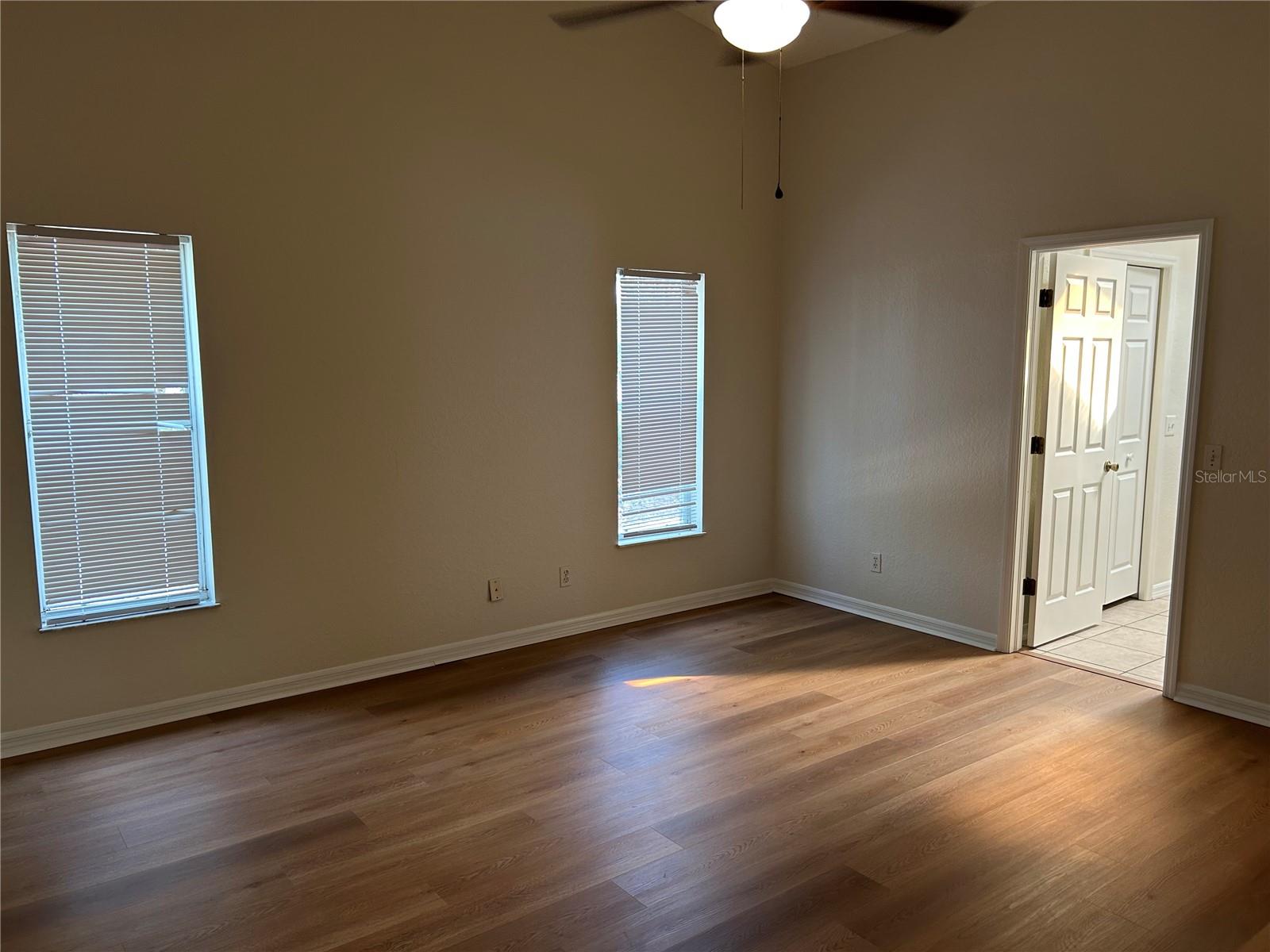 Image 15 of 46 For 5294 Elkin Avenue