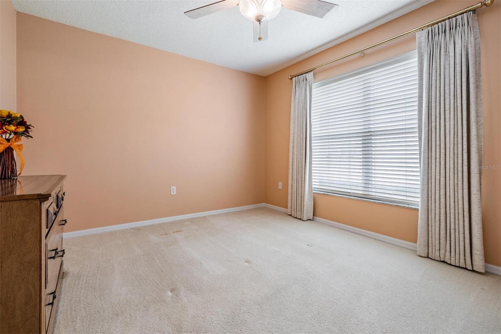 Image 18 of 49 For 1053 Winding Willow Drive