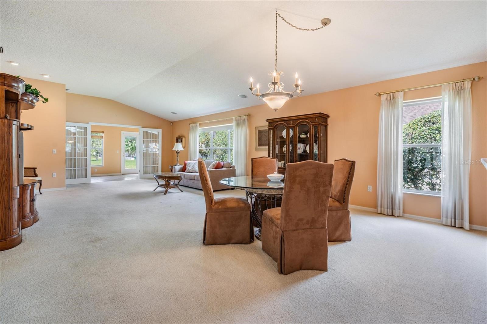 Image 8 of 49 For 1053 Winding Willow Drive