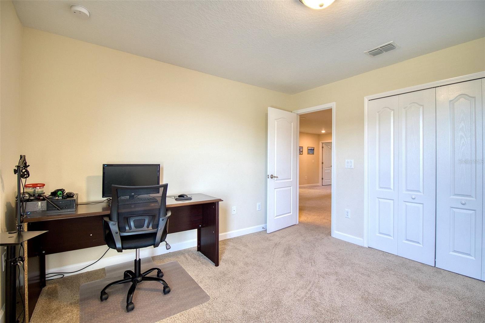 Image 31 of 95 For 19082 Umberland Place