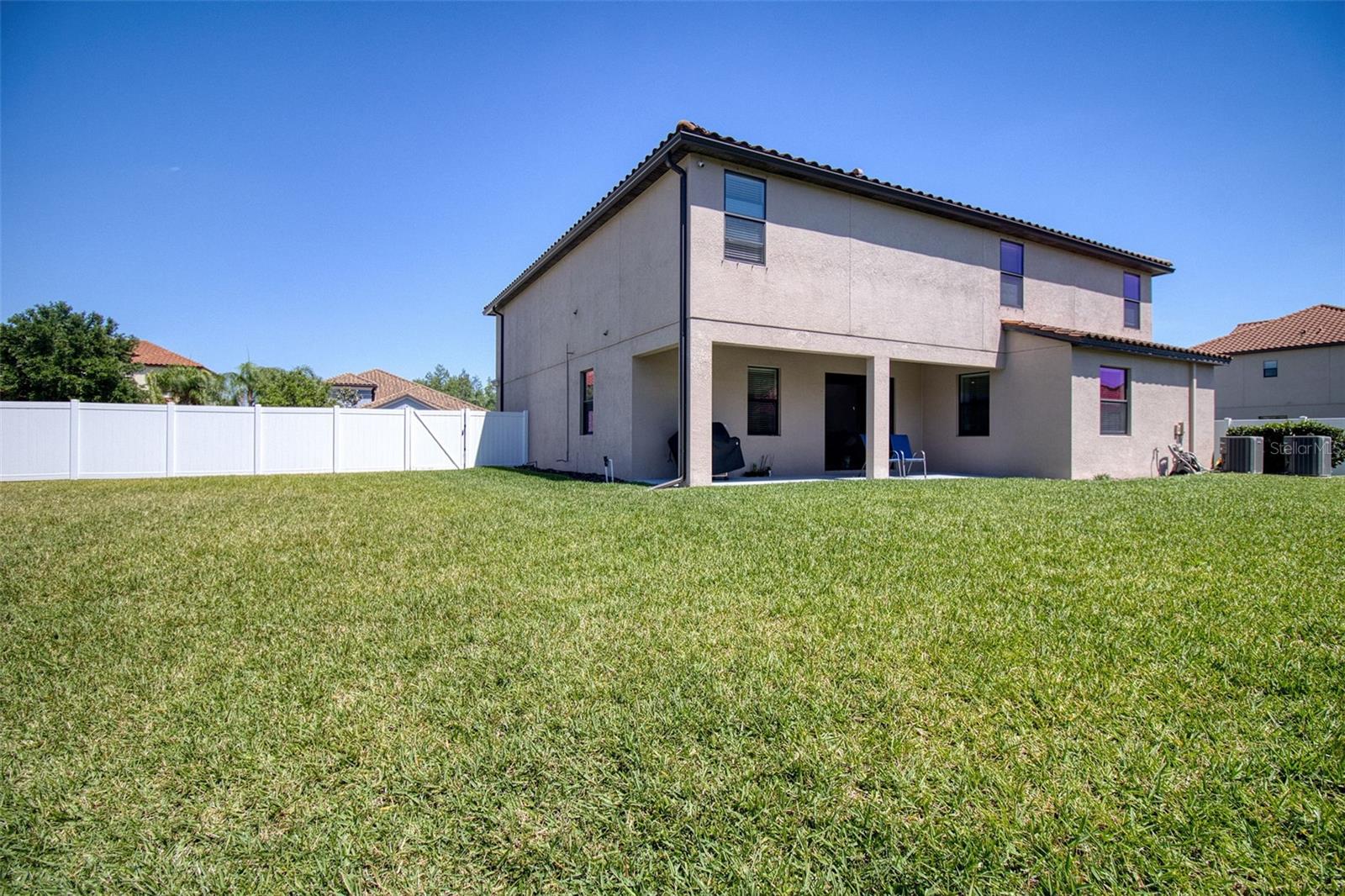 Image 48 of 95 For 19082 Umberland Place