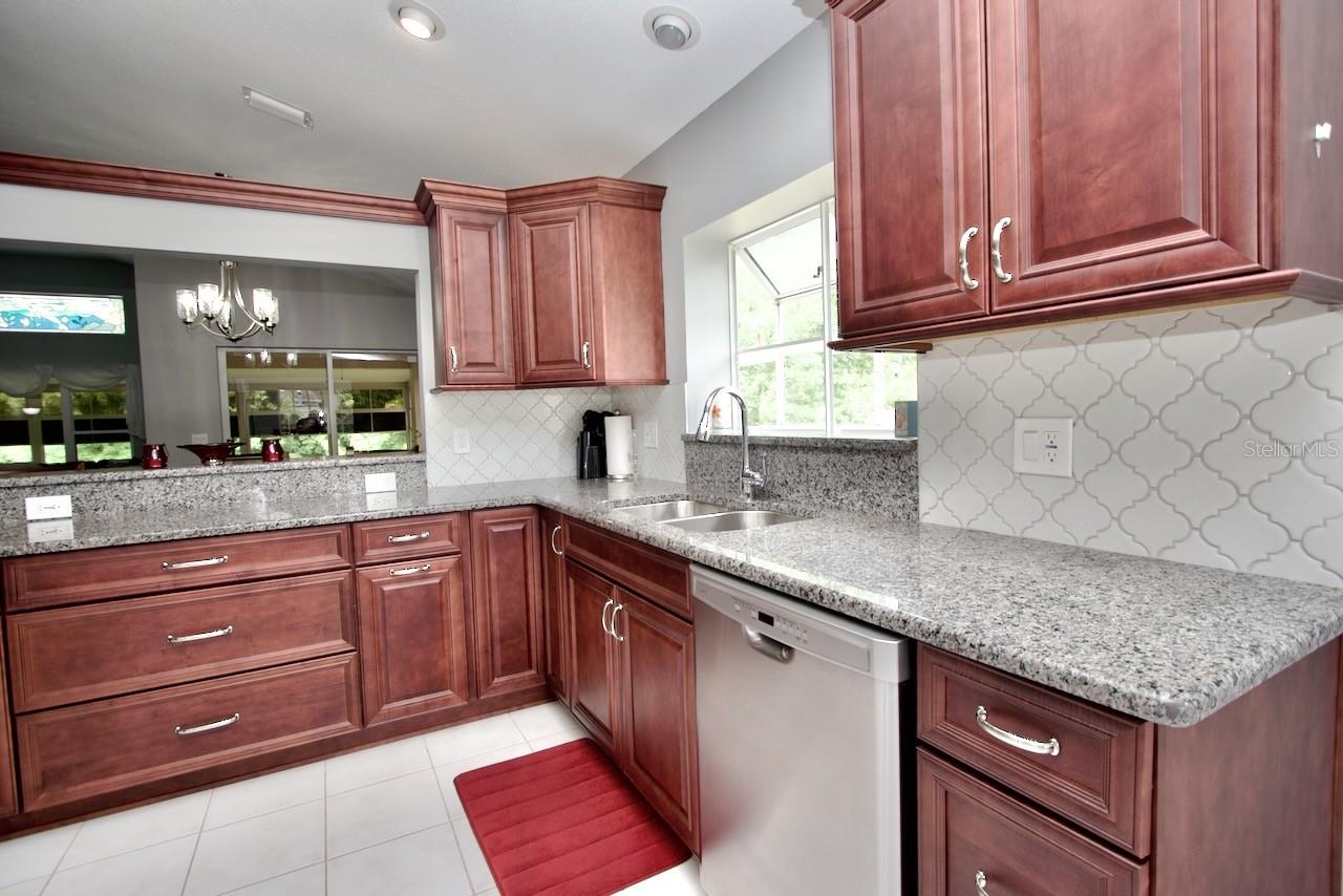 Image 12 of 33 For 1723 Cortleigh Drive