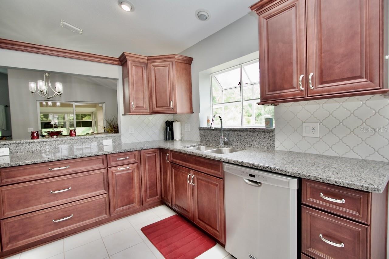 Image 13 of 33 For 1723 Cortleigh Drive