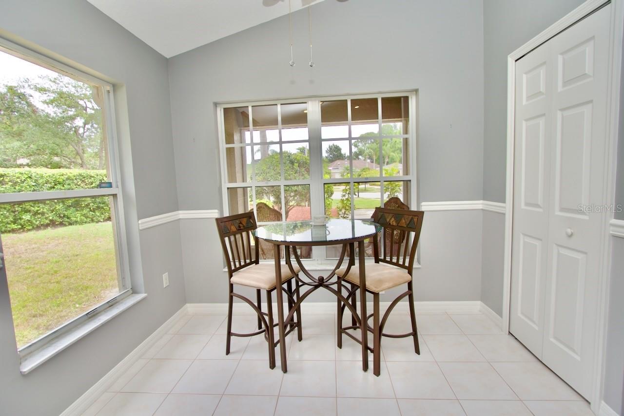 Image 14 of 33 For 1723 Cortleigh Drive