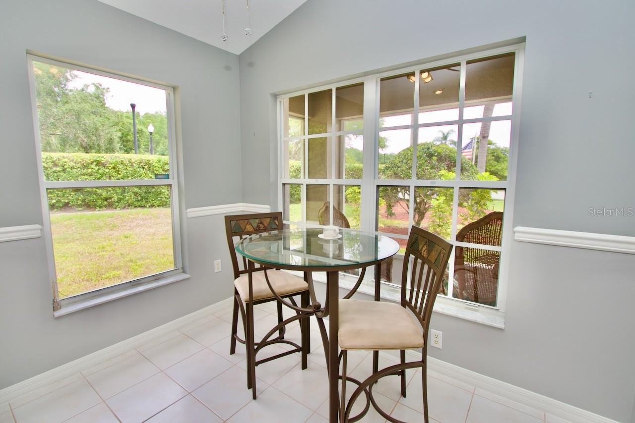 Image 15 of 33 For 1723 Cortleigh Drive