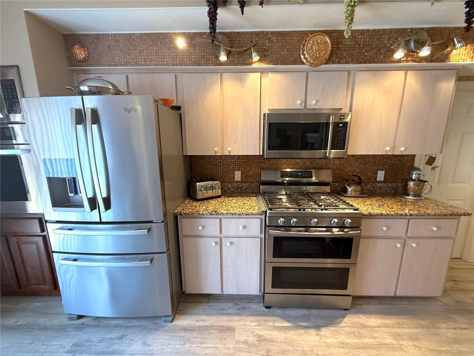 Image 11 of 41 For 9311 Haas Drive