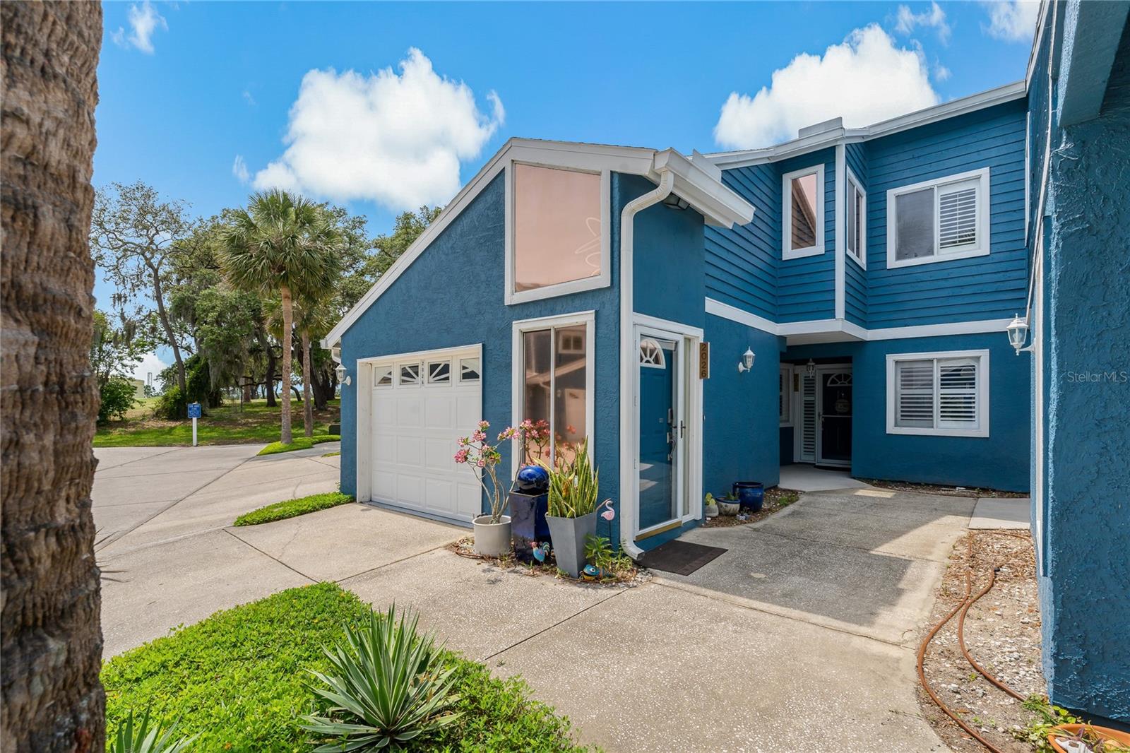 Details for 2026 Golfview Drive 2026, TARPON SPRINGS, FL 34689